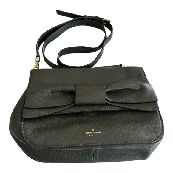 Kate Spade New York Olive Drive Hetty Leather Crossbody in Loden color. - Picture 7 of 11